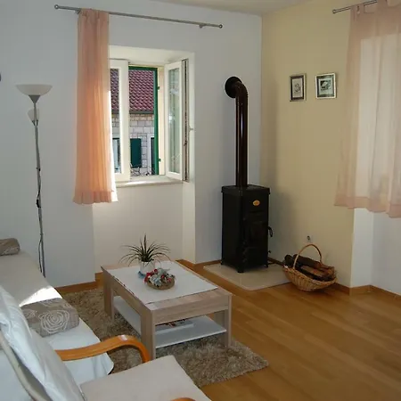 Appartamento Bandic Postira